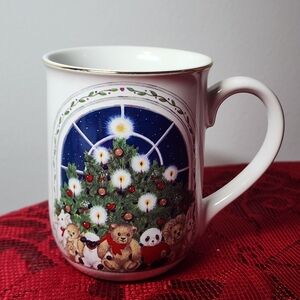 Otagiri Japan Christmas Mug Teddy Bears and Tree Design Holiday Cup 10 oz
